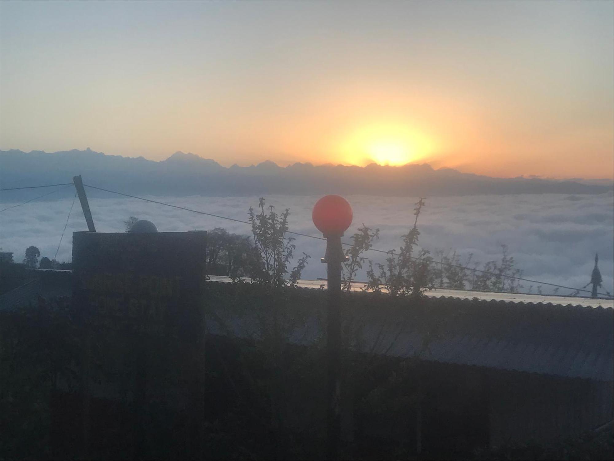 Sunrise Point Homestay Nagarkot Esterno foto